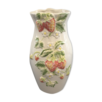 Vase décor fraises en barbotine