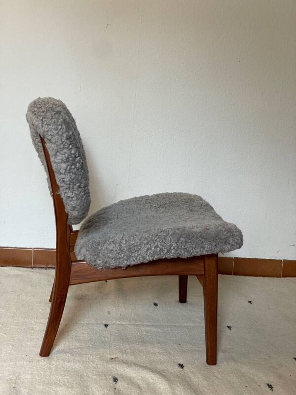 Fauteuil lounge danois du milieu du siècle en peau de mouton années 50