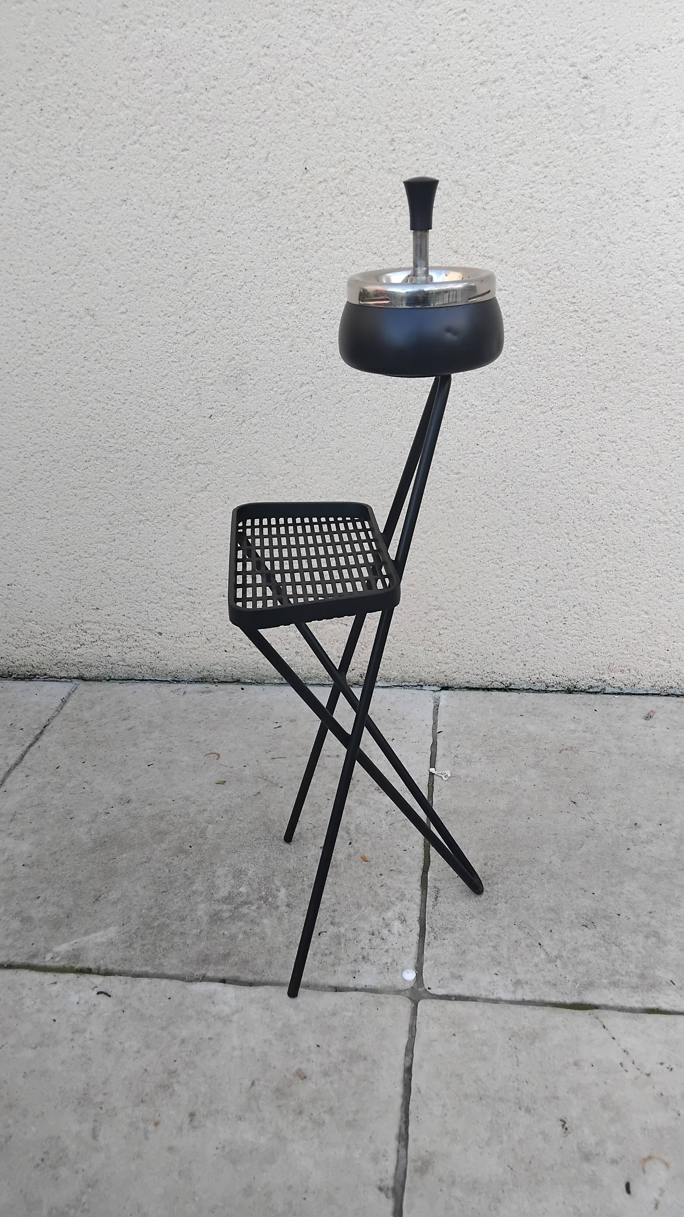Cendrier sur pied vintage tripode année 50 60