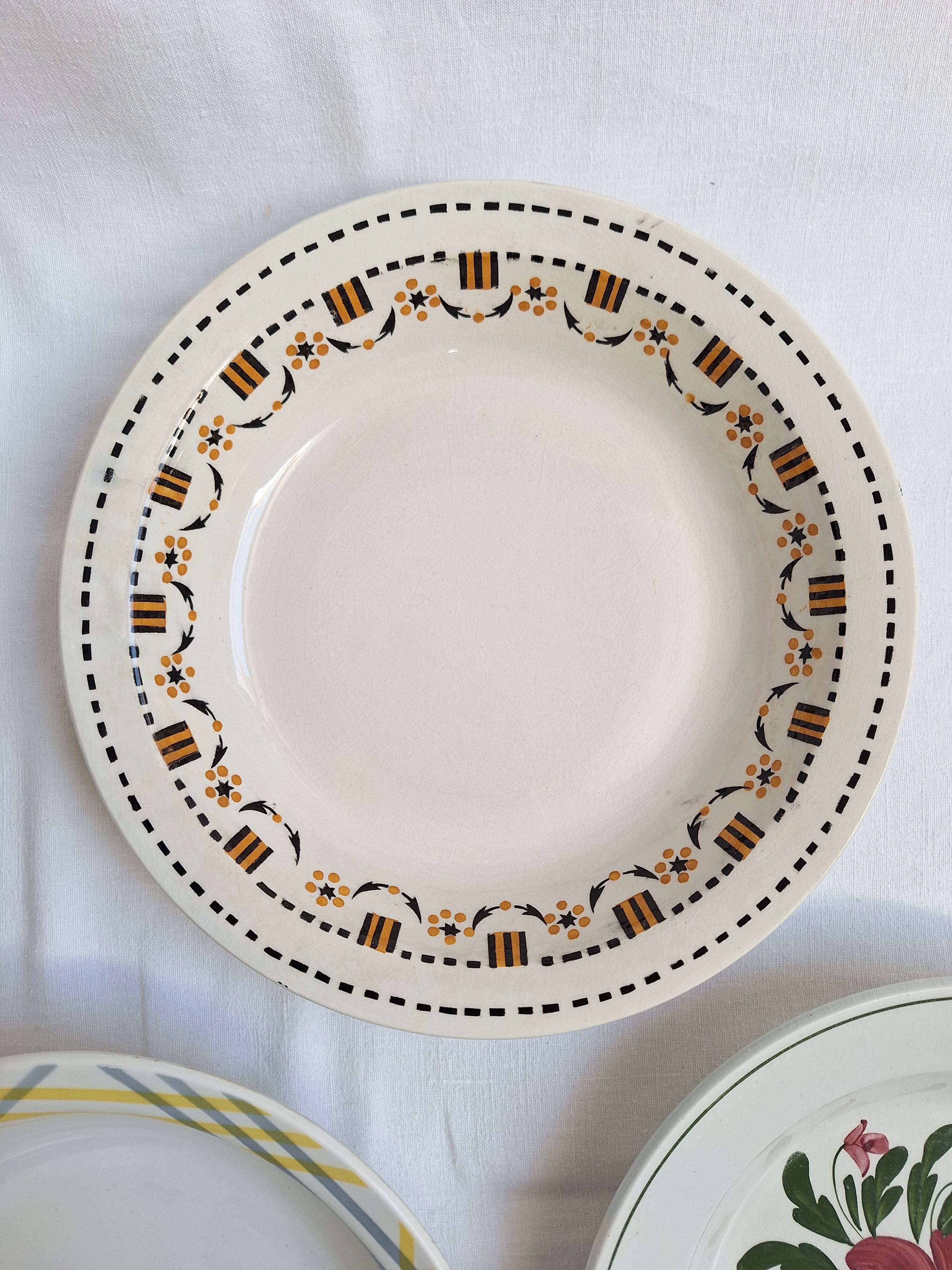 Shallow dish Gien, Moulin des Loups, K&G Luneville