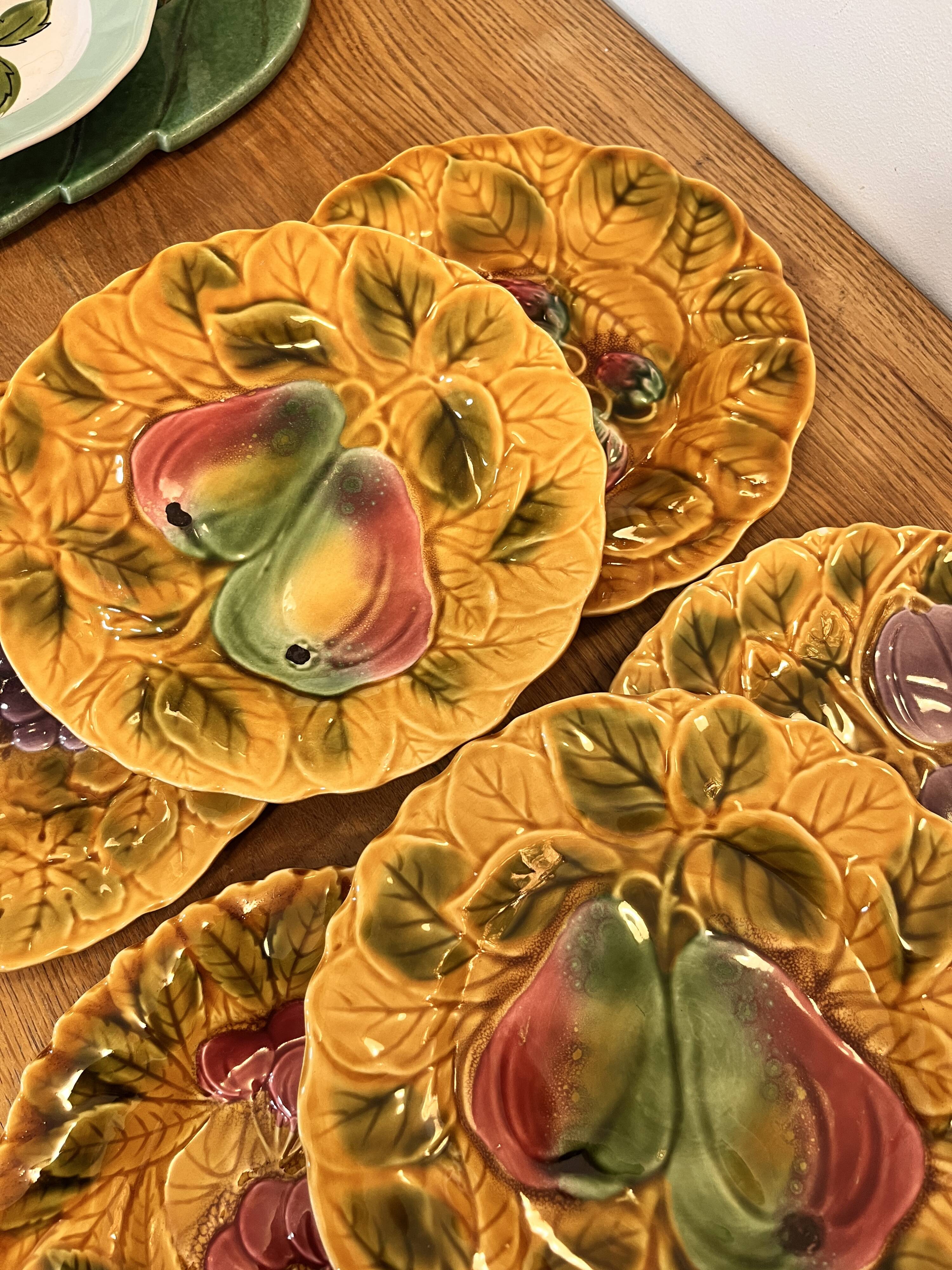 7 dessert plates barbotine Sarreguemines