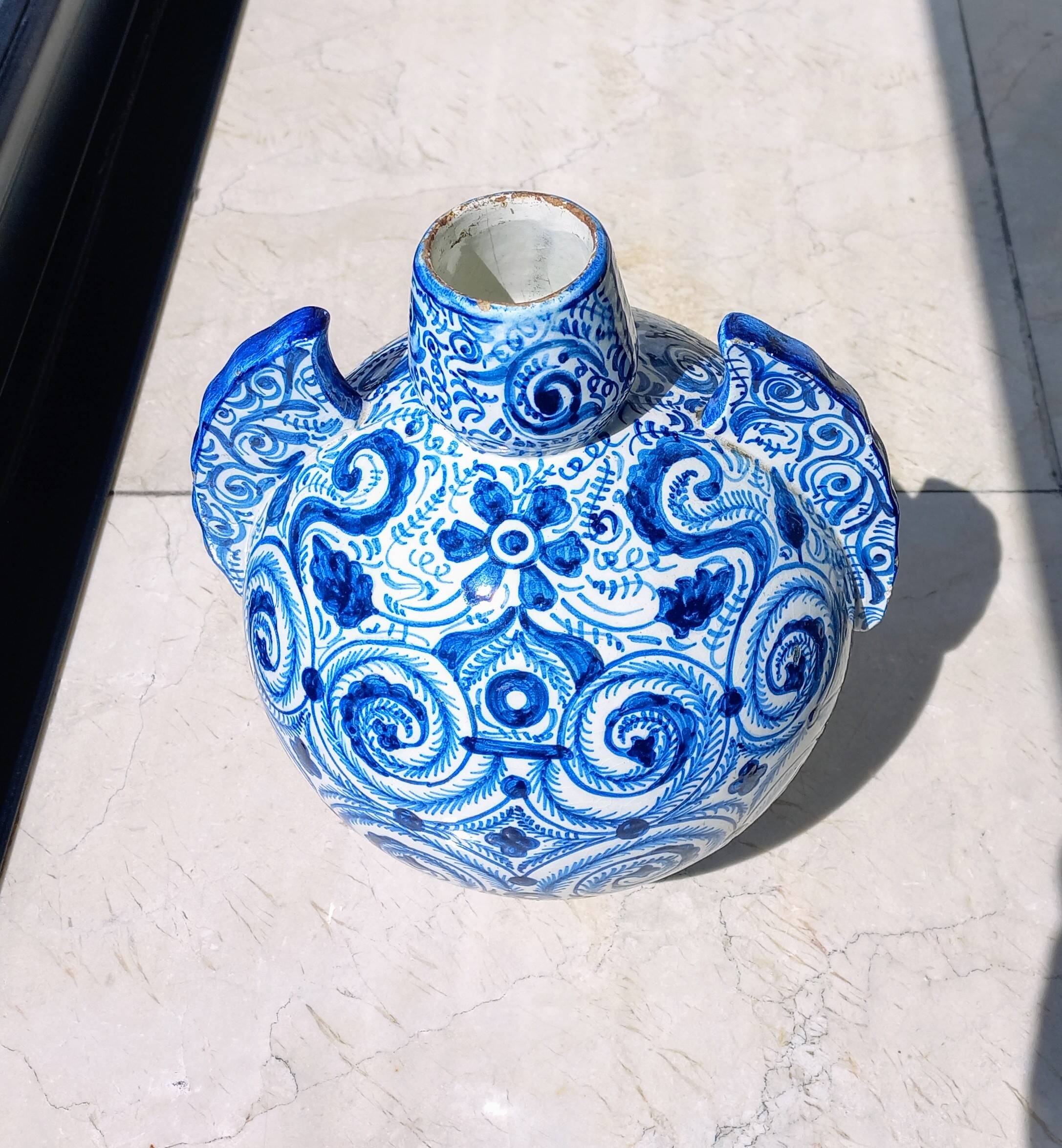 Alhambra style jug/vase