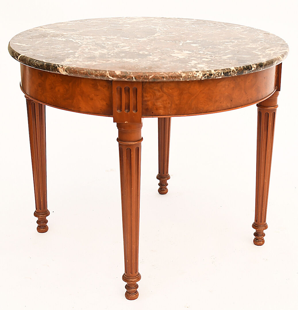 Round coffee table louis XVI style