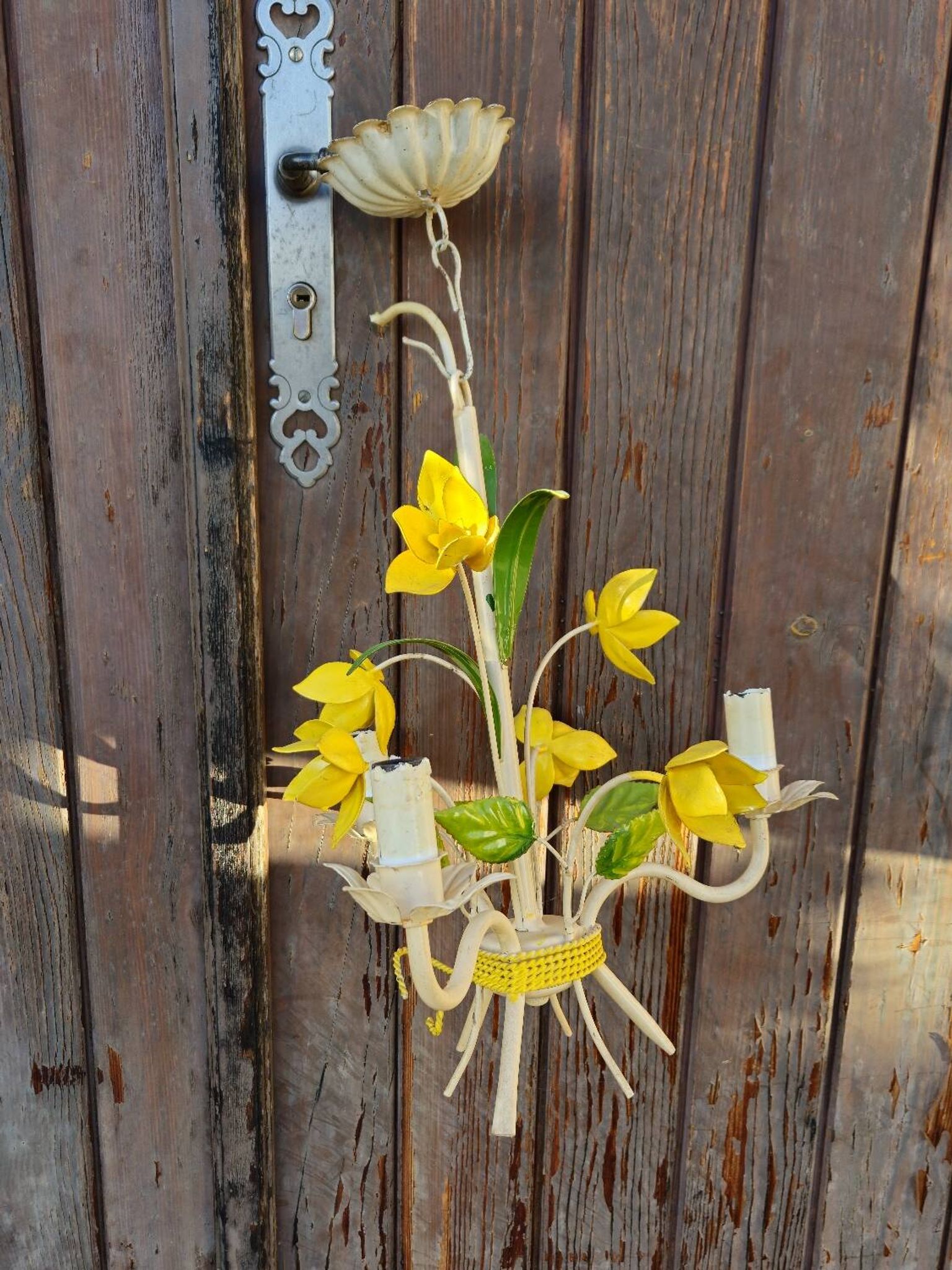 Suspension ancienne décor de fleurs