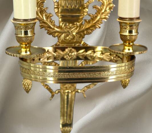 Paire Appliques en Bronze Doré, Style Directoire, Deux lumières