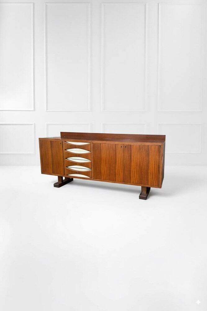 Enfilade en bois dans le style d'Arne Vodder, années 60