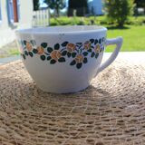 Large cup from the Faïencerie Nouvelle Givors model Rita.