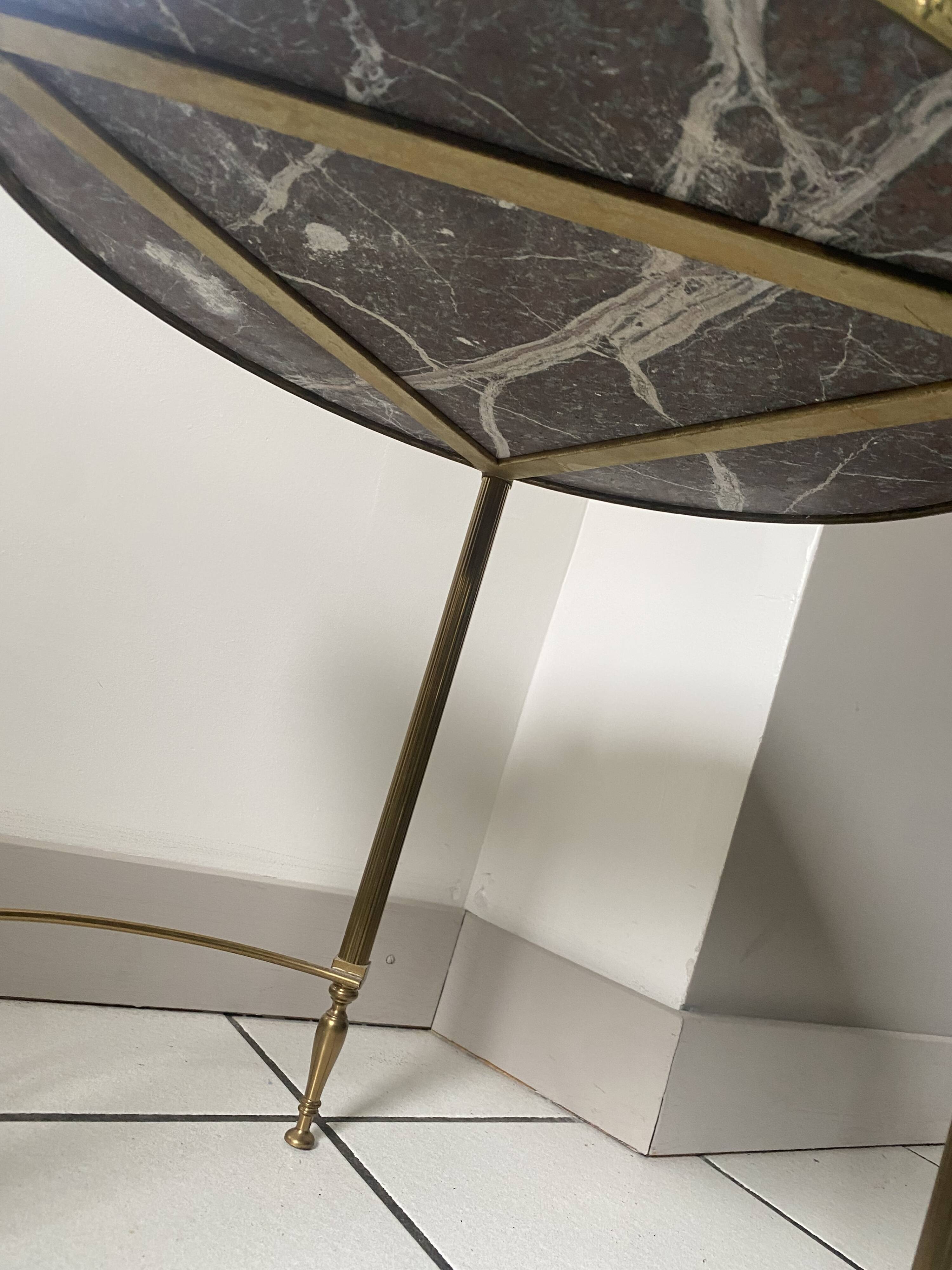 Pedestal table/Side table