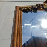 19th century mirror in wood and gilded stucco "scallop shell"