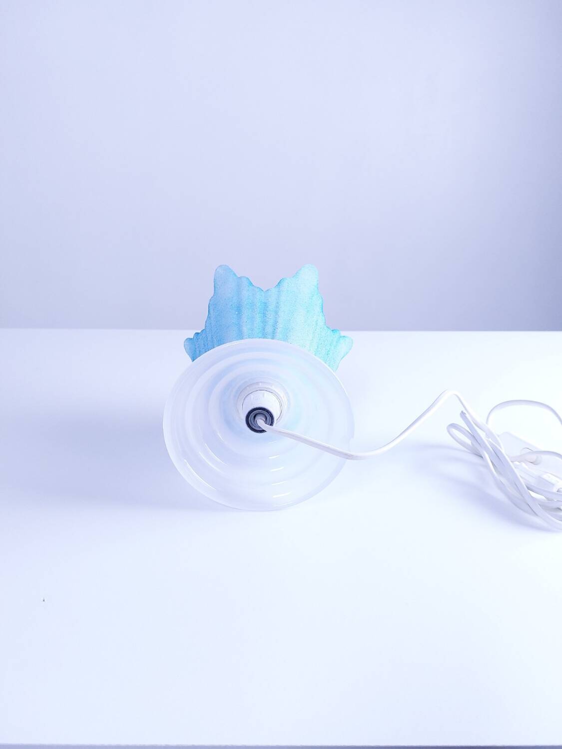 Vintage glass flower lamp