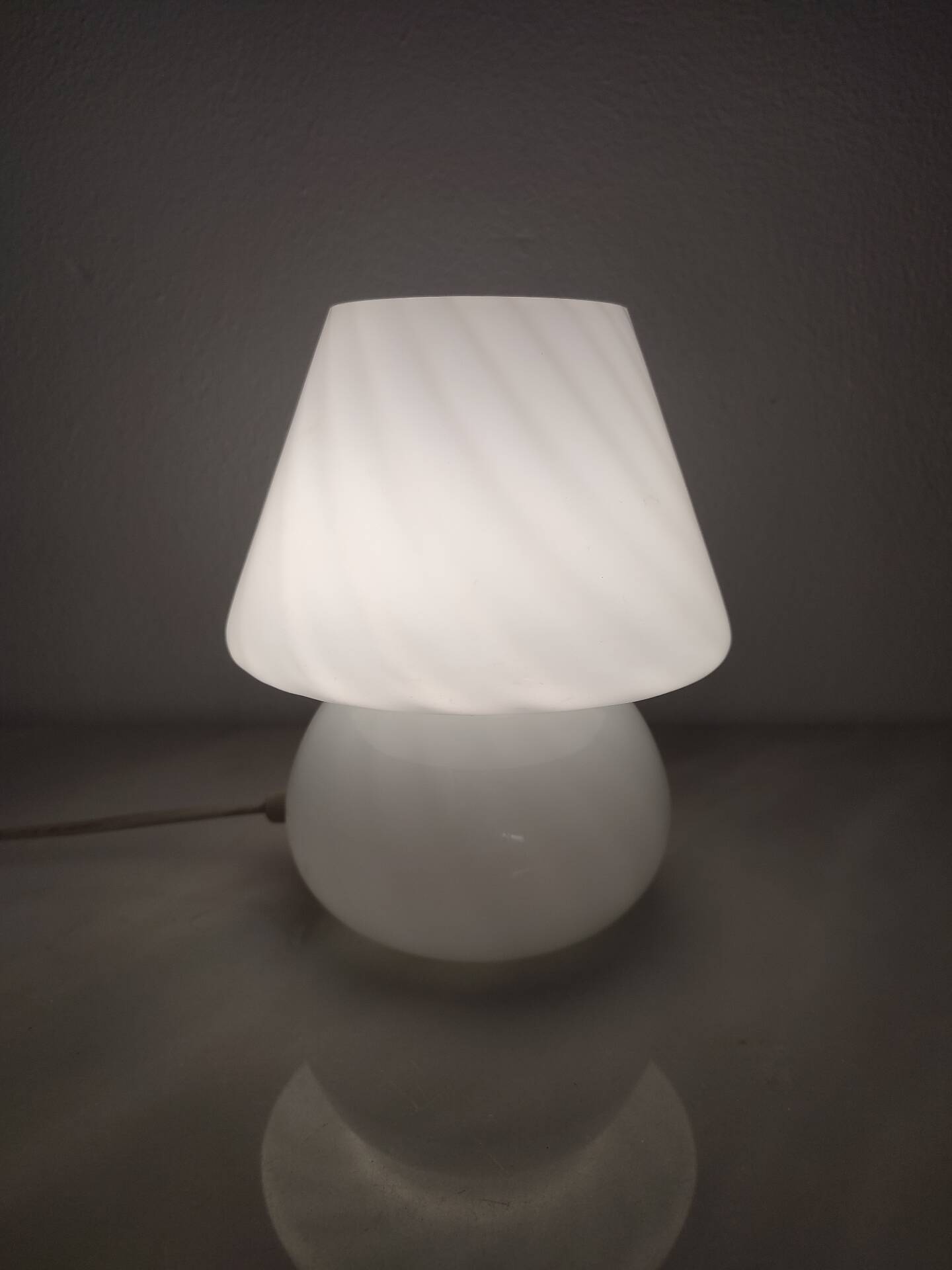 Lampe de table champignon en verre de Murano vintage