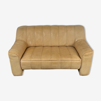 Swiss extendable 2-seater camel leather DeSede DS-44, 1970s.