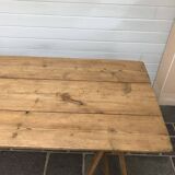 Winegrower's farm table