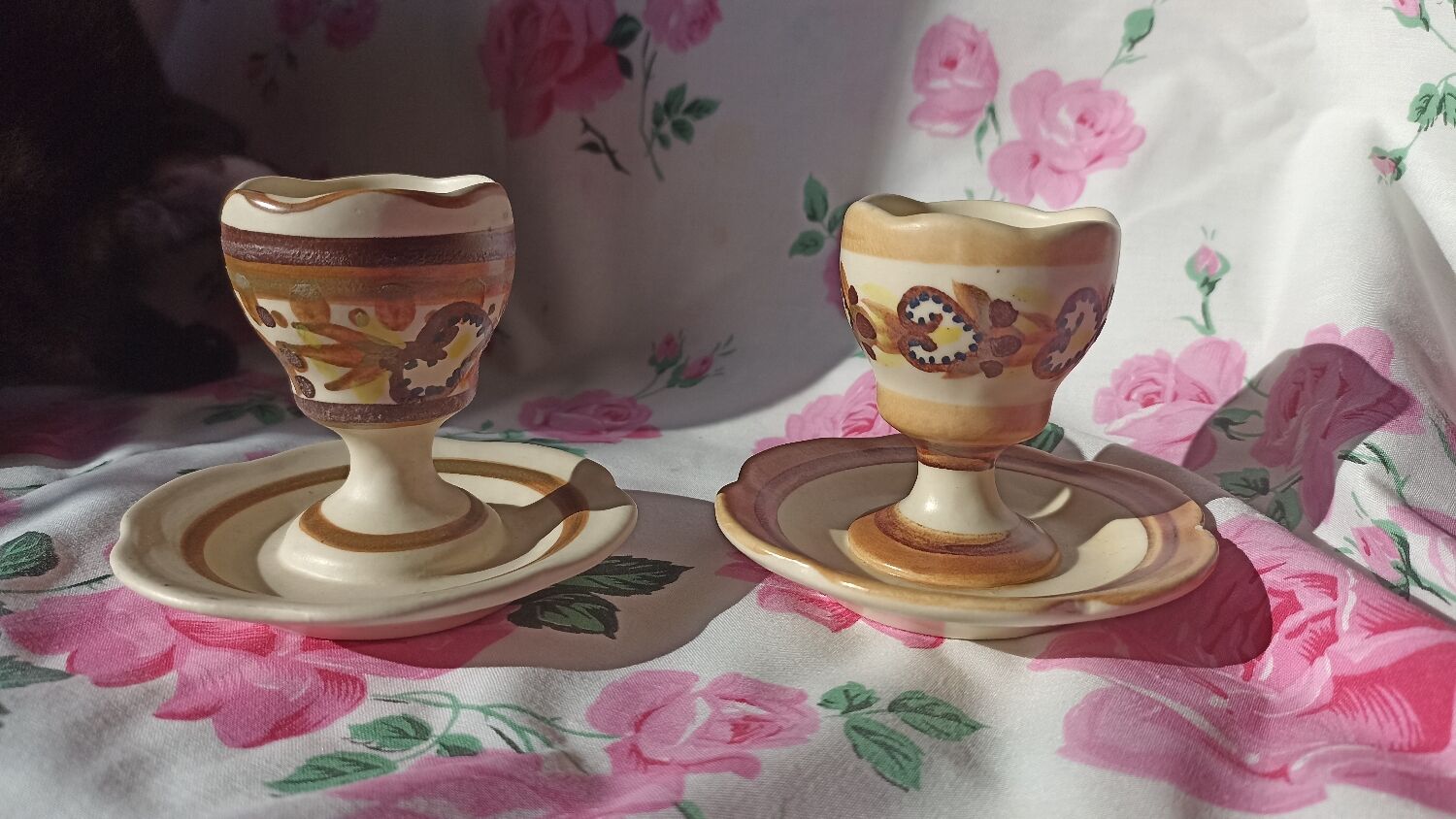 2 Henriot Bousquet Quimper egg cups from the 50s