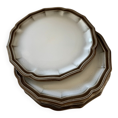 6 assiettes en porcelaine Inaltérable de Salins-les-Bains (Jura, Franc