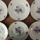 Many vintage flat plates by Richard Ginori.