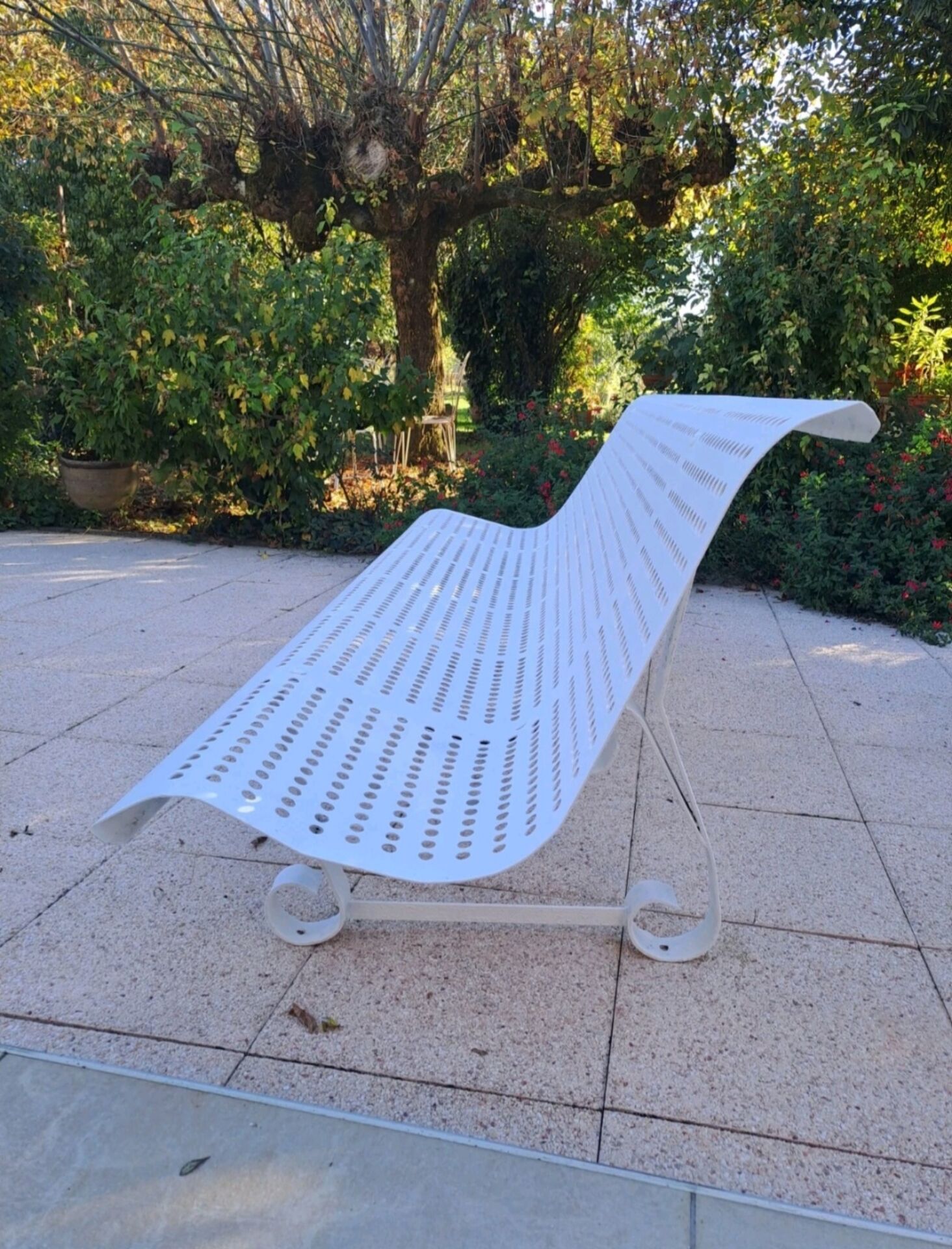 Garden bench in iron