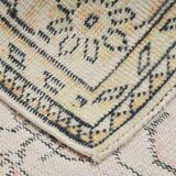 6x10 Large Cream & Black Oriental Vintage Rug, 192x307Cm