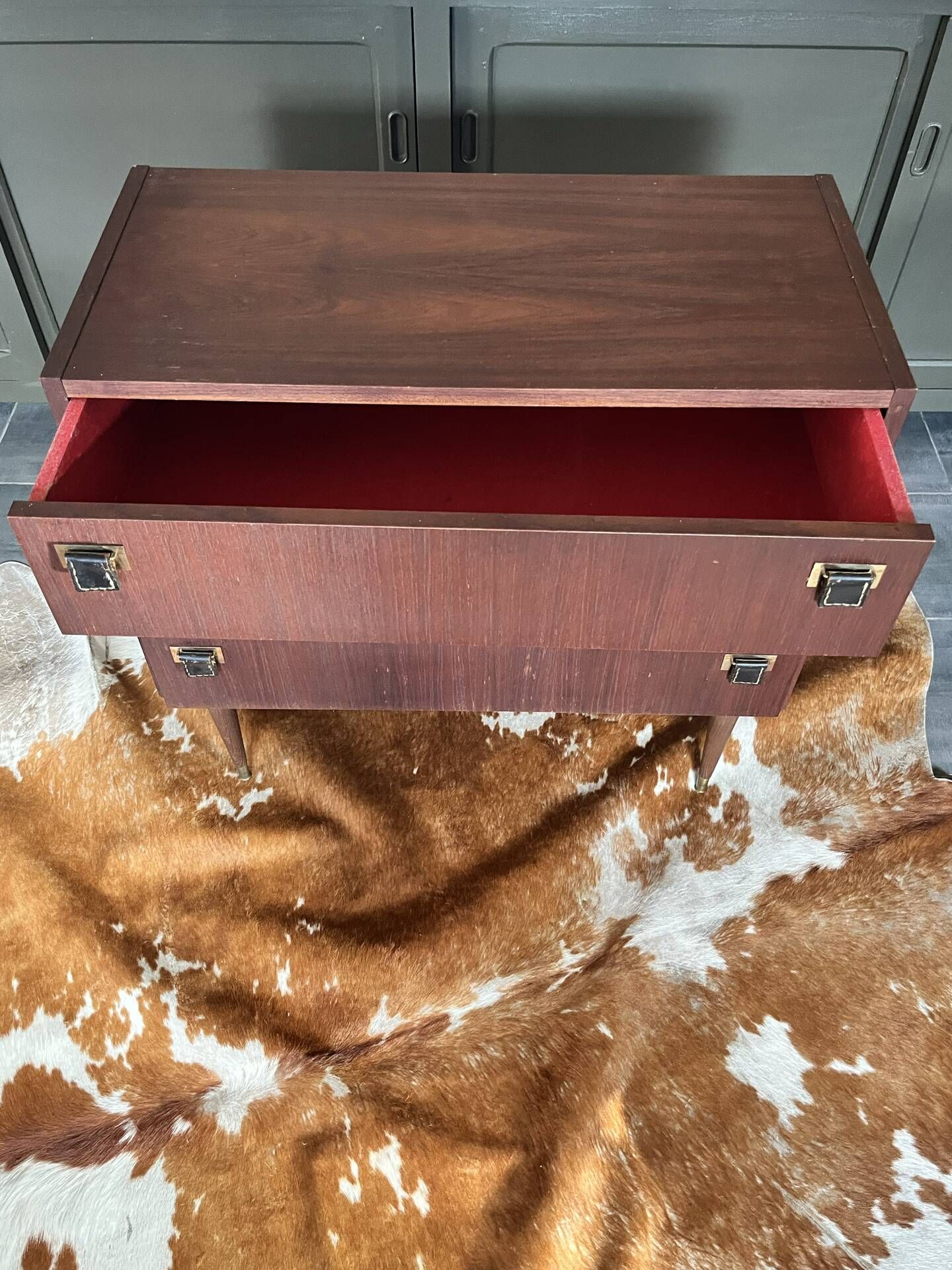 Vintage chest of drawers