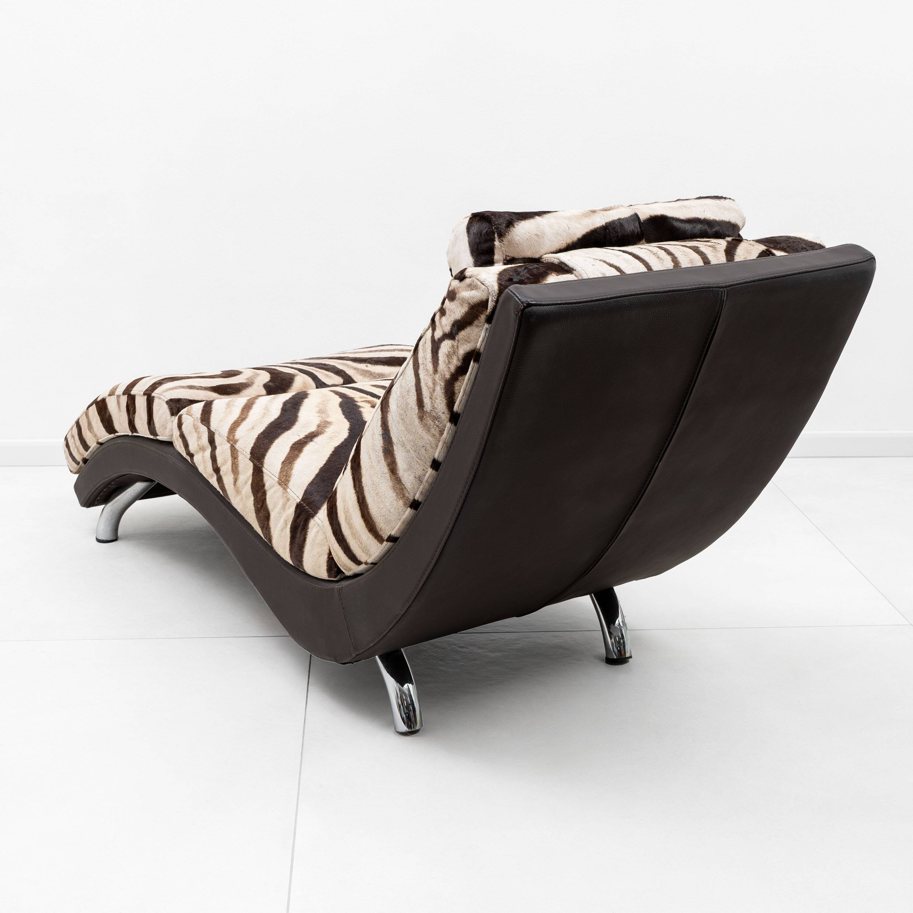 Italian Chaise Longue Cowhide with Zebra Pattern, 1980s