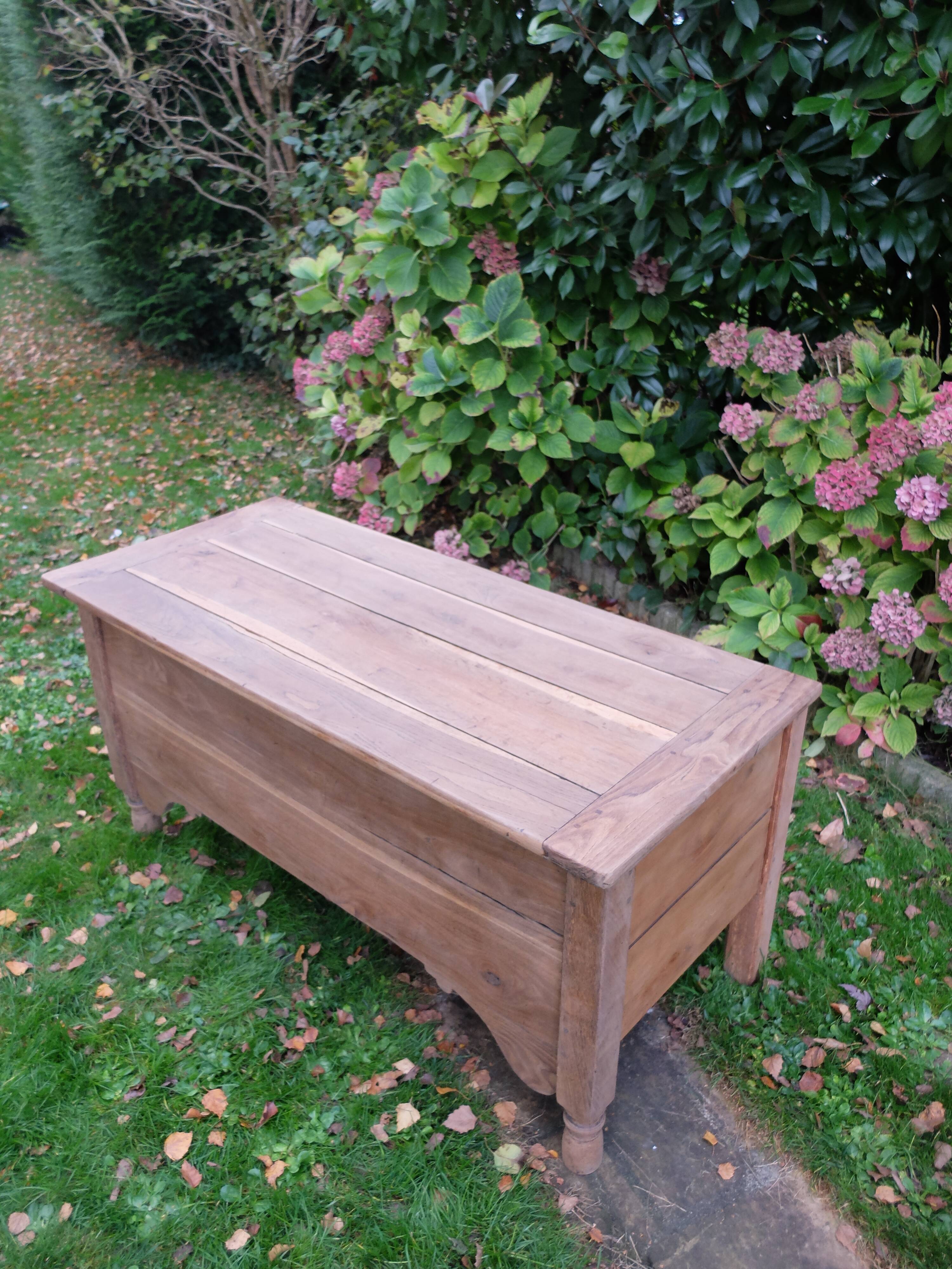 Chest, trunk, solid oak