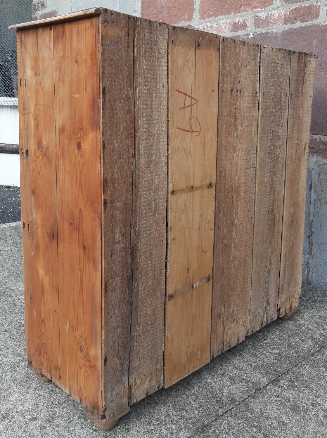 Commode ou meuble à tiroirs