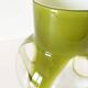 Vase en verre soufflé et opaline vert vintage 1960