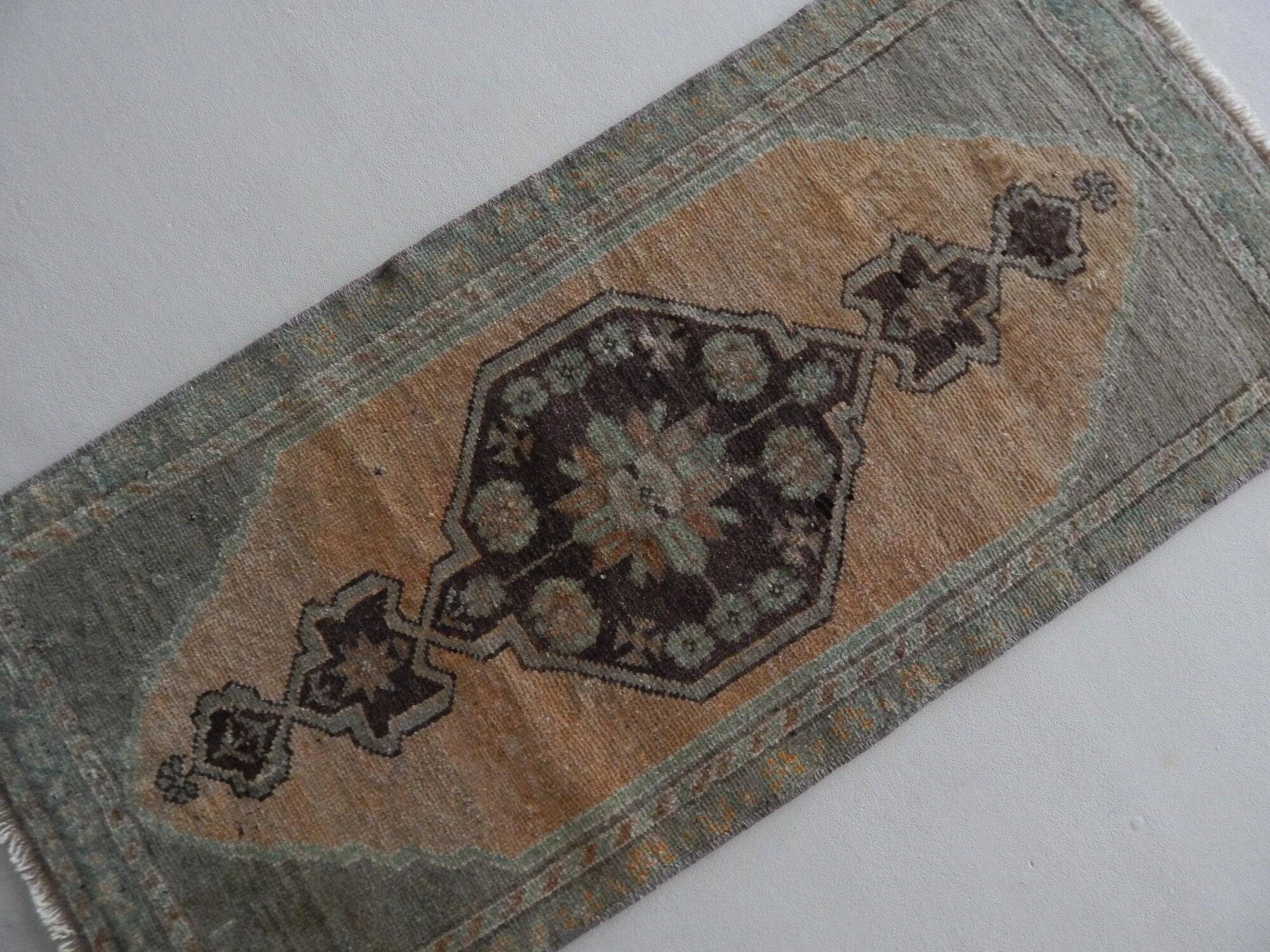 Tapis de couloir turc vintage 48x103 cm