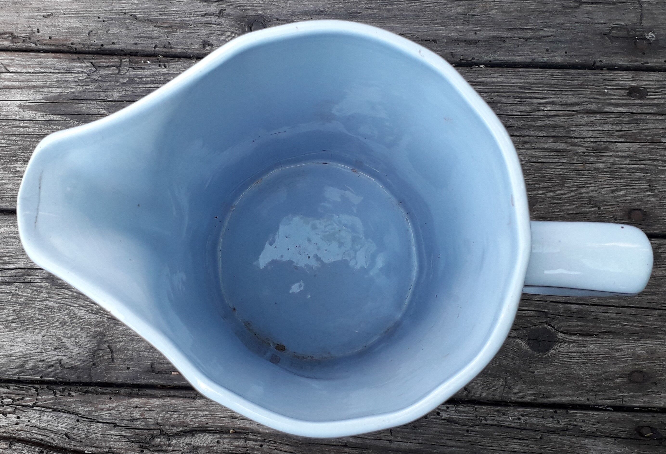 Broc art deco moulin des loups