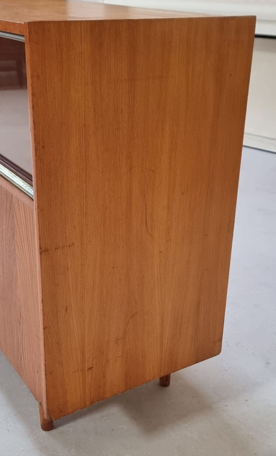 Mid-century display cabinet