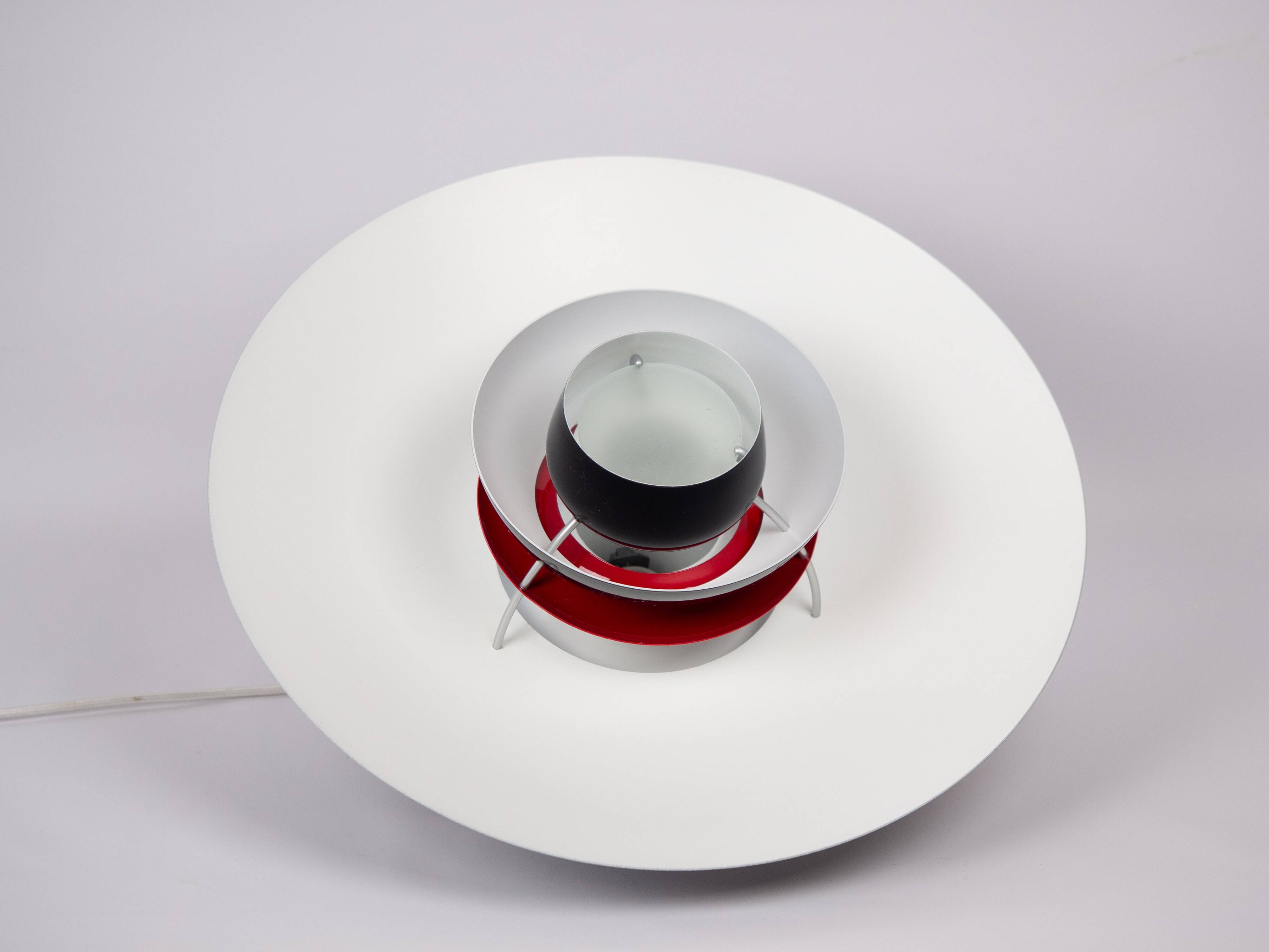 Suspension danoise PH 5 par Poul Henningsen, Louis Poulsen, 1958