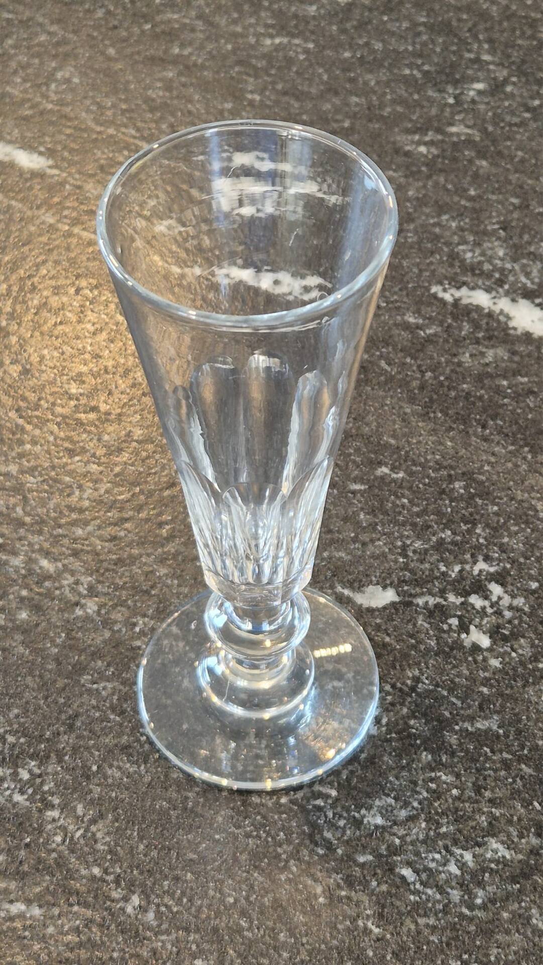 Ensemble de 6 flûtes à champagne en cristal