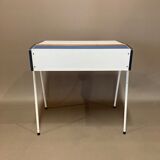 Children's desk with integrated storage