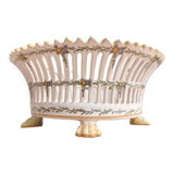 Claw planter