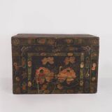 Coffre d’opéra ancien avec fleurs de lotus, Chine, vers 1900