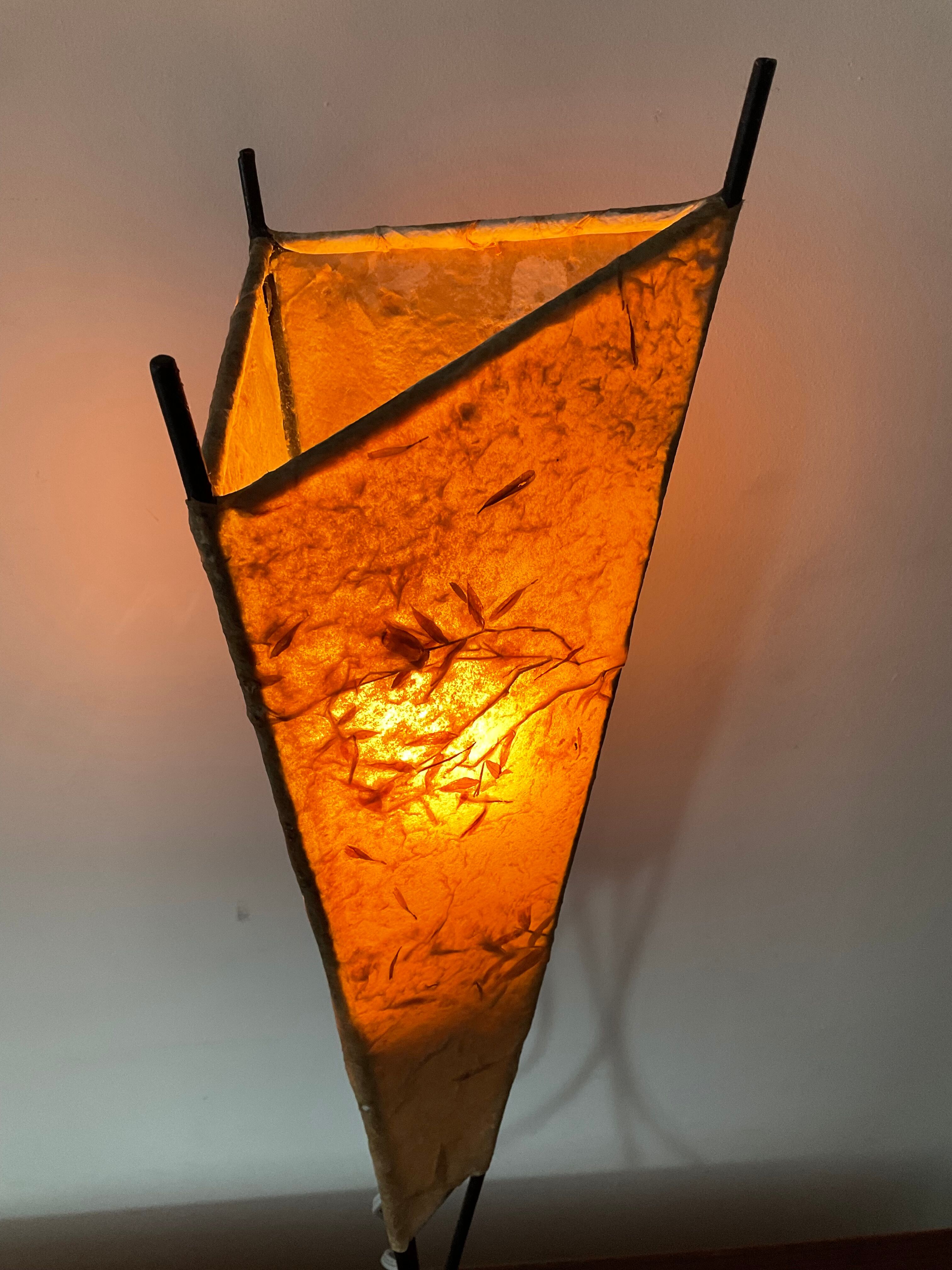 Tripod lamp from the 50s