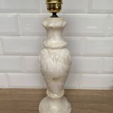Alabaster lamp base