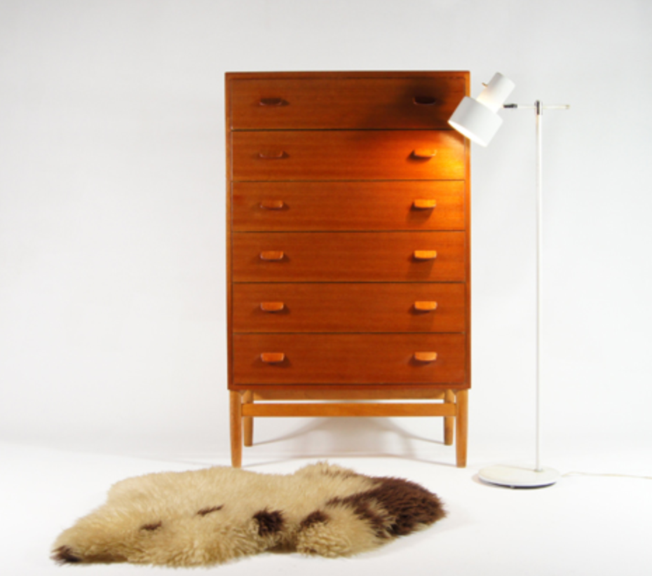Danish vintage retro commodus Poul Volther FDB in teak 60s