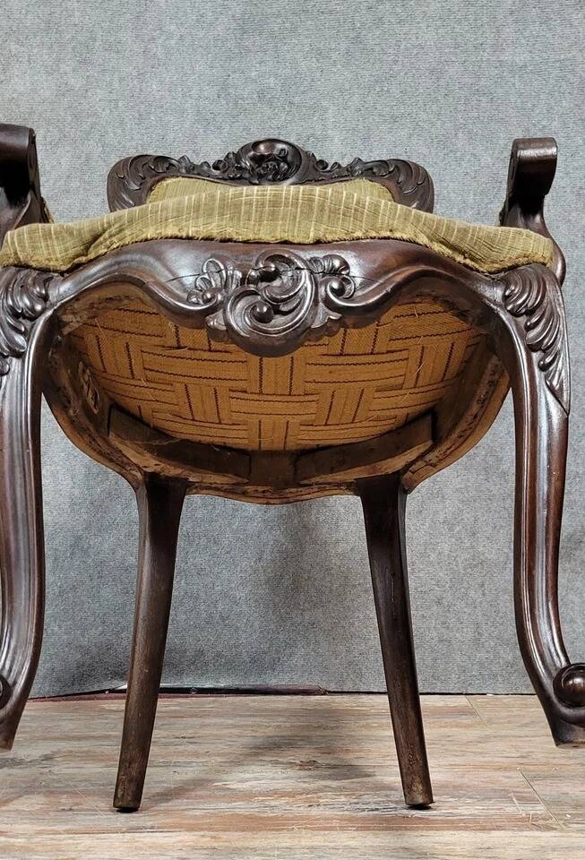 Louis XV style curved desk chair in carved mahogany circa 1850