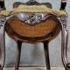 Fauteuil de bureau galbé de style Louis XV en acajou sculpté vers 1850