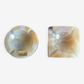 Pair of onyx ashtrays