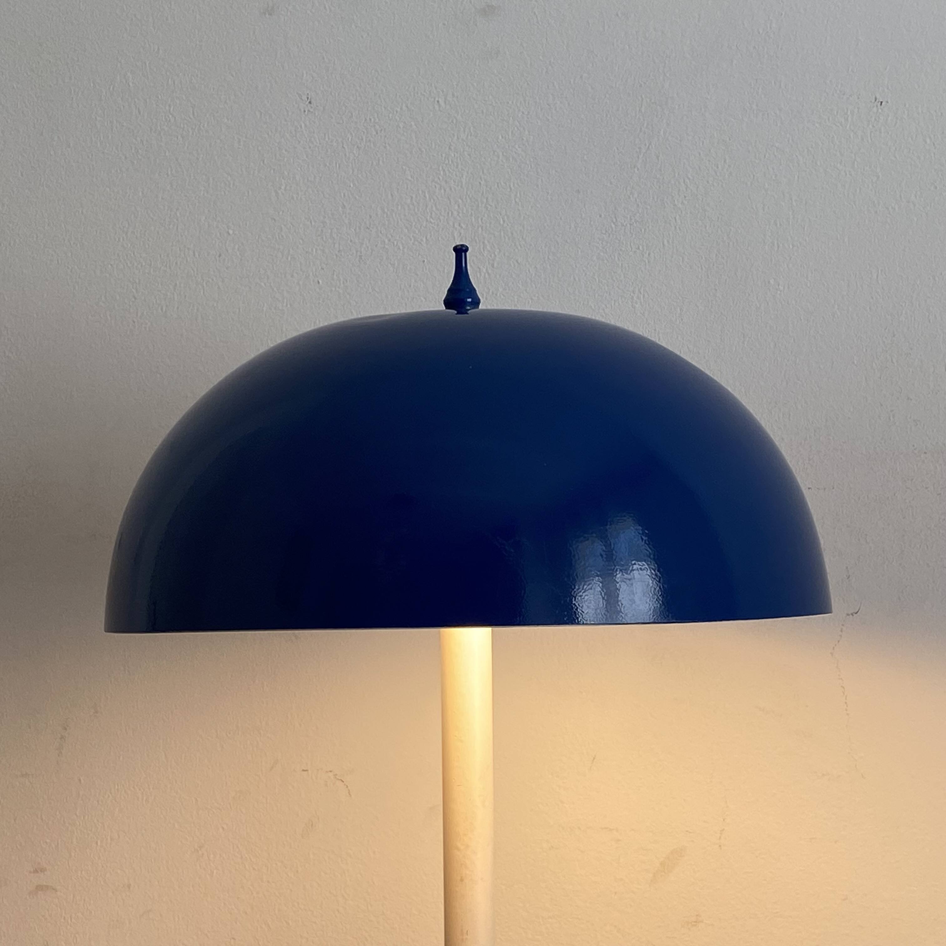 Delmas mushroom lamp. 1970.