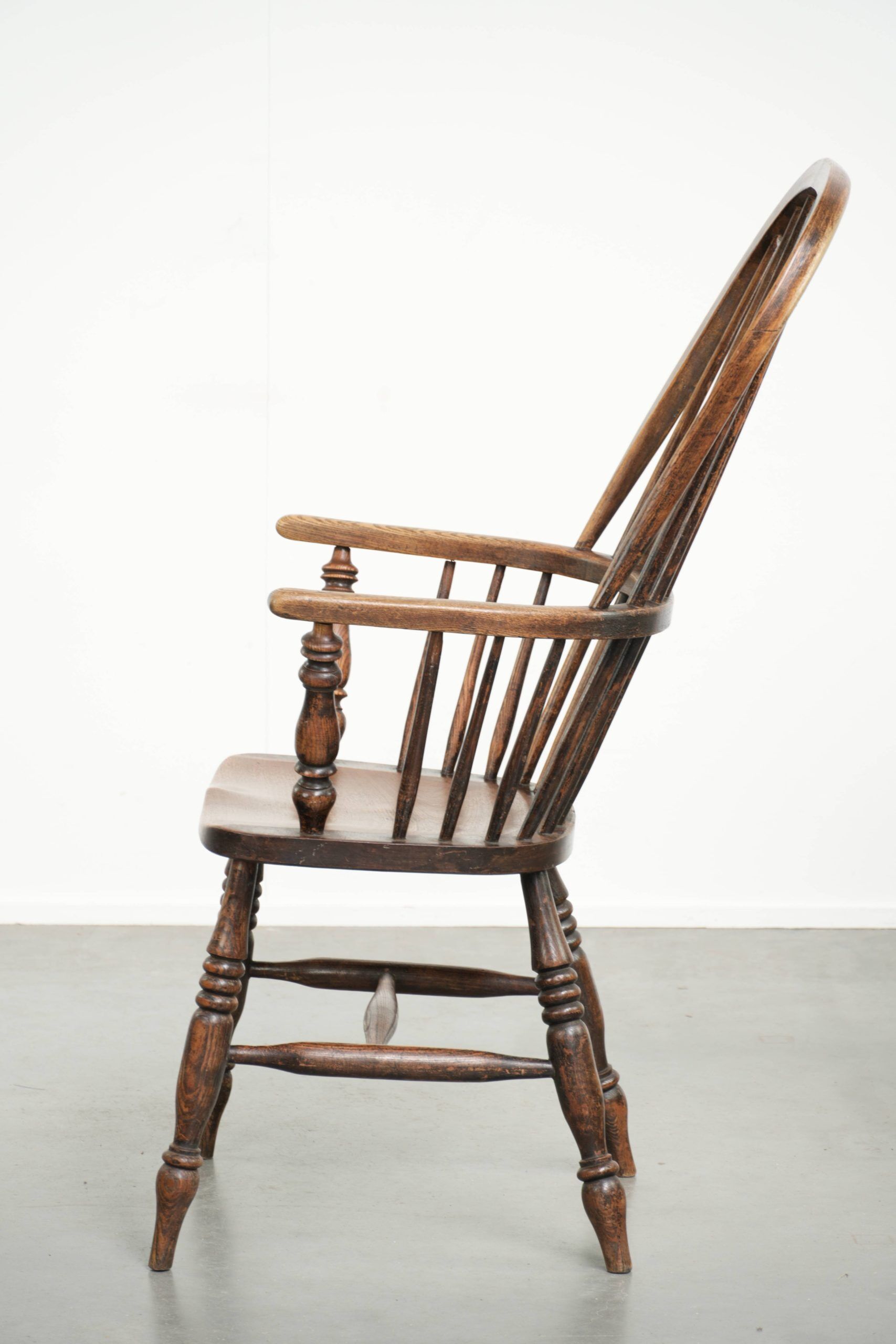 Chaise à épingles anglaise antique, chaise Windsor du début du 19e siècle.