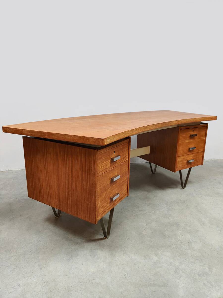 Vintage Dutch design writing desk Cees Braakman ‘Boomerang’