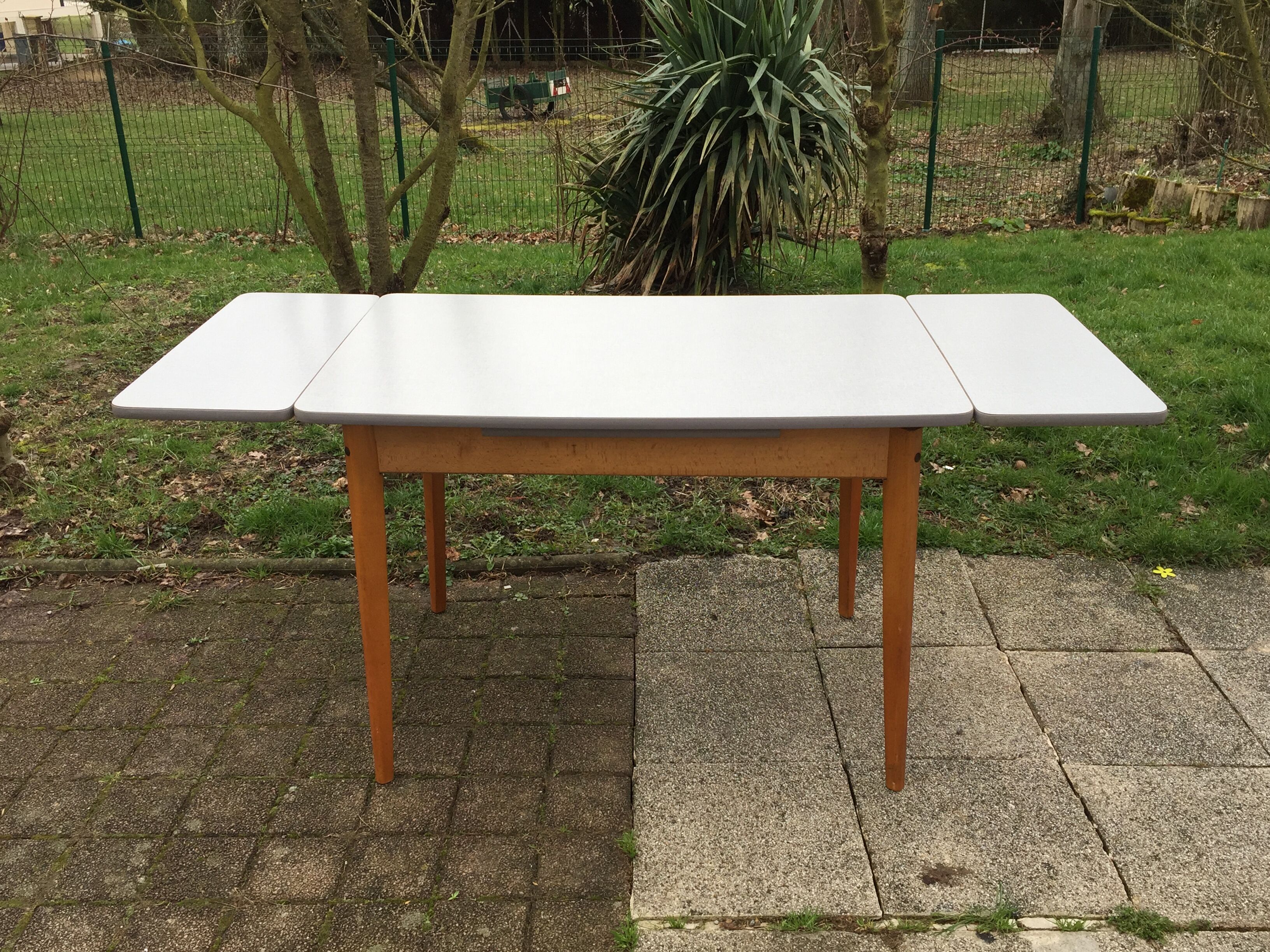 Table formica scandinavian style S
