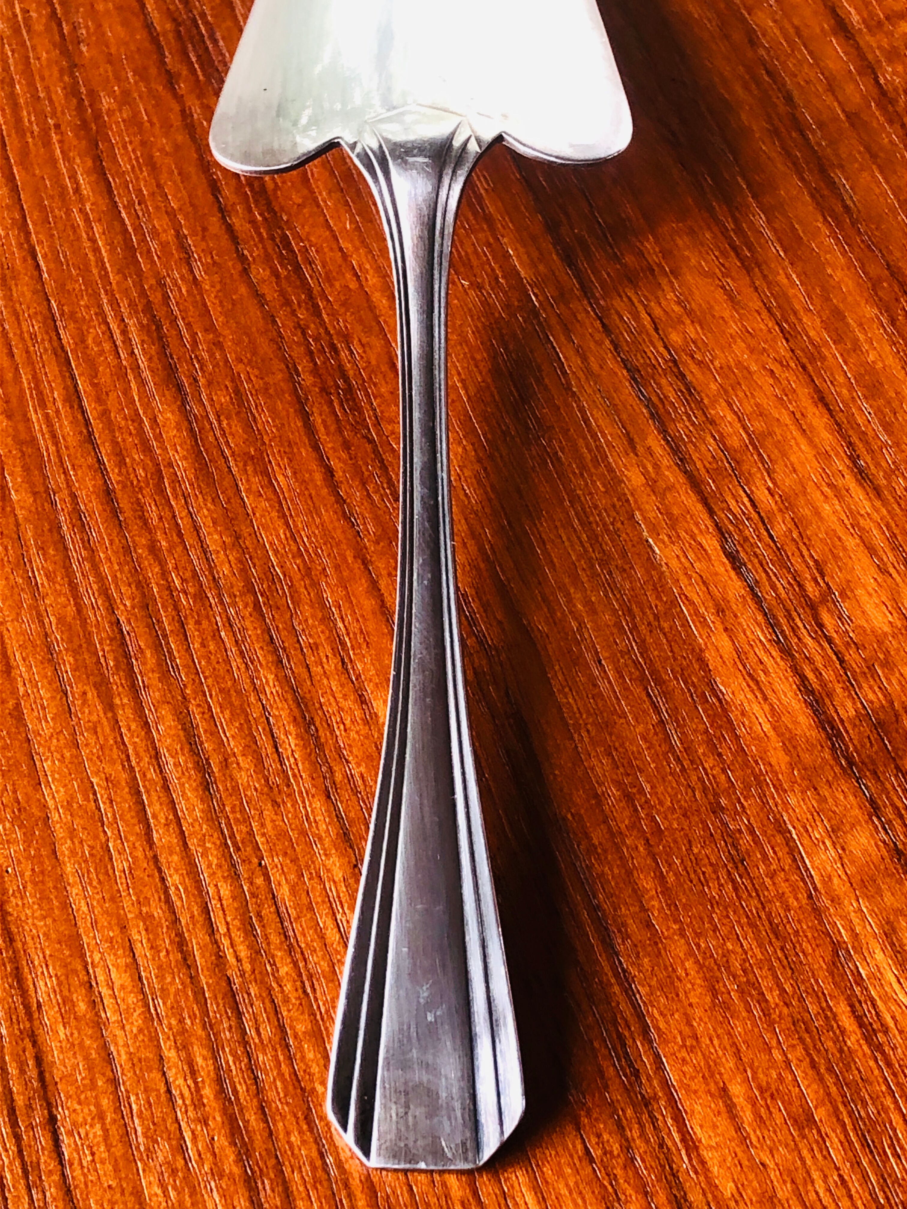 Vintage pie shovel by Christofle