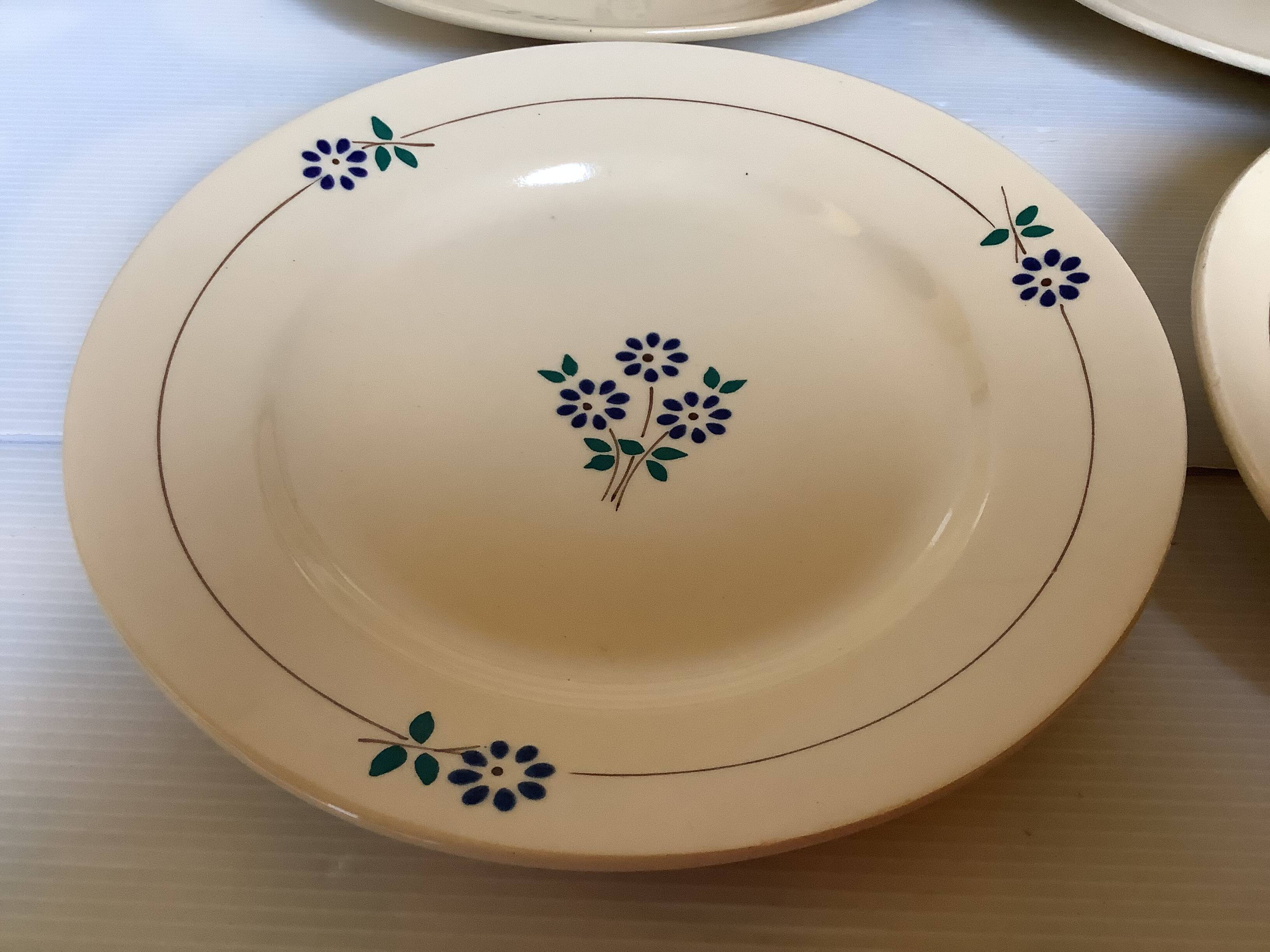 Seven old plates Geneviève Orchies Moulin des Loups