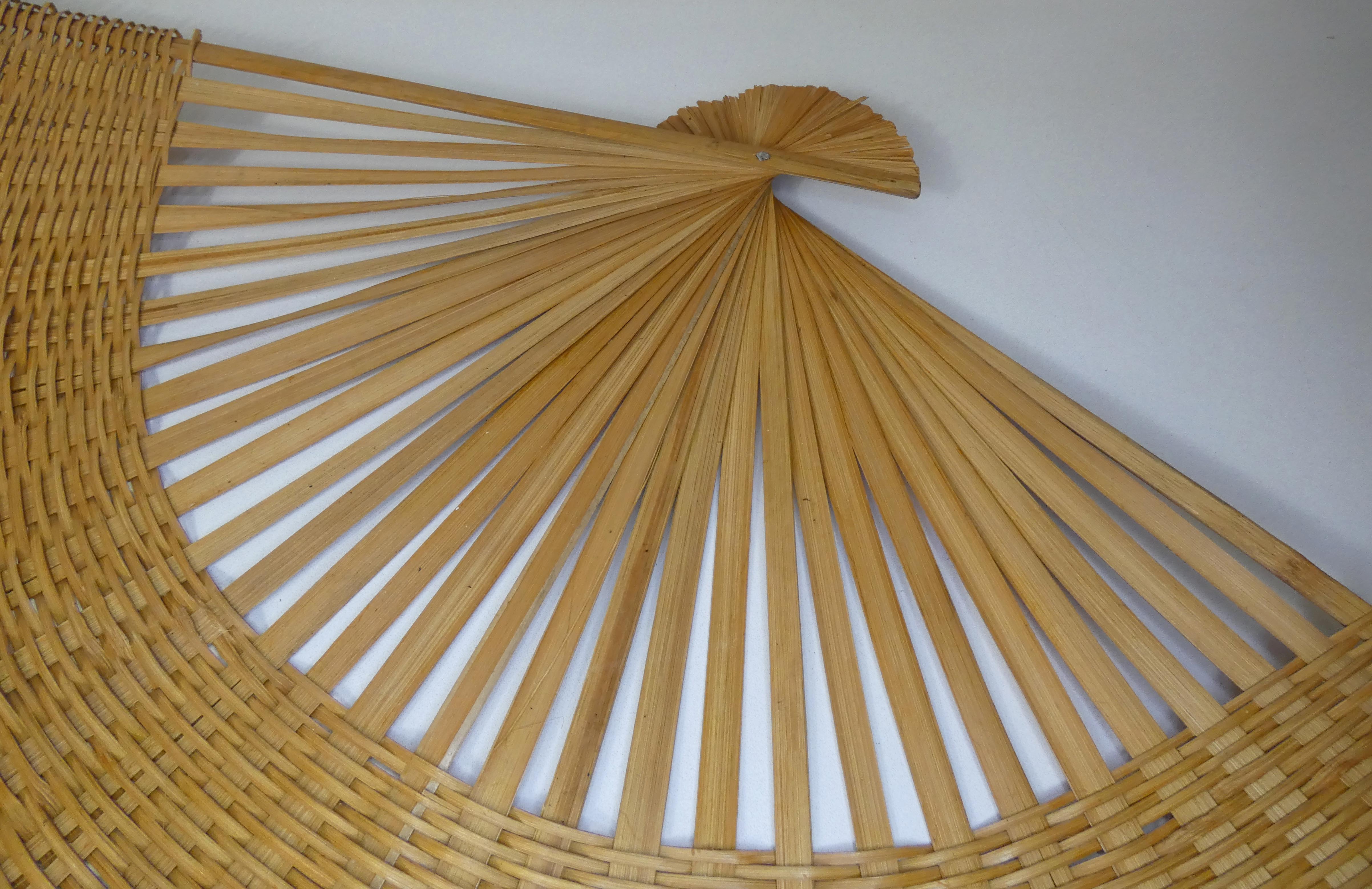 XXL fan in vintage rattan (106 cm)
