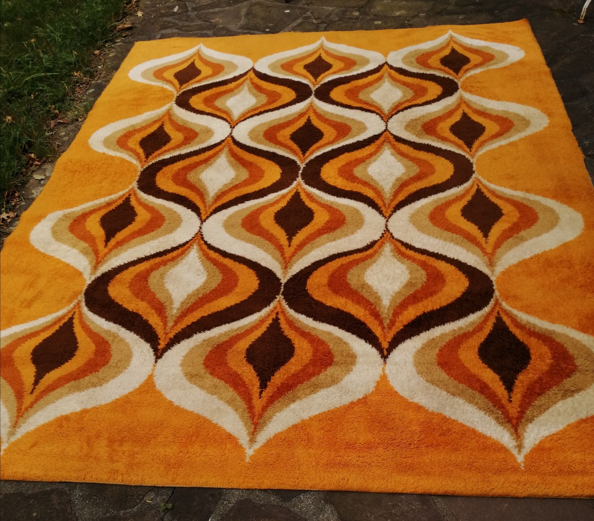 Vintage carpet 200x260cm
