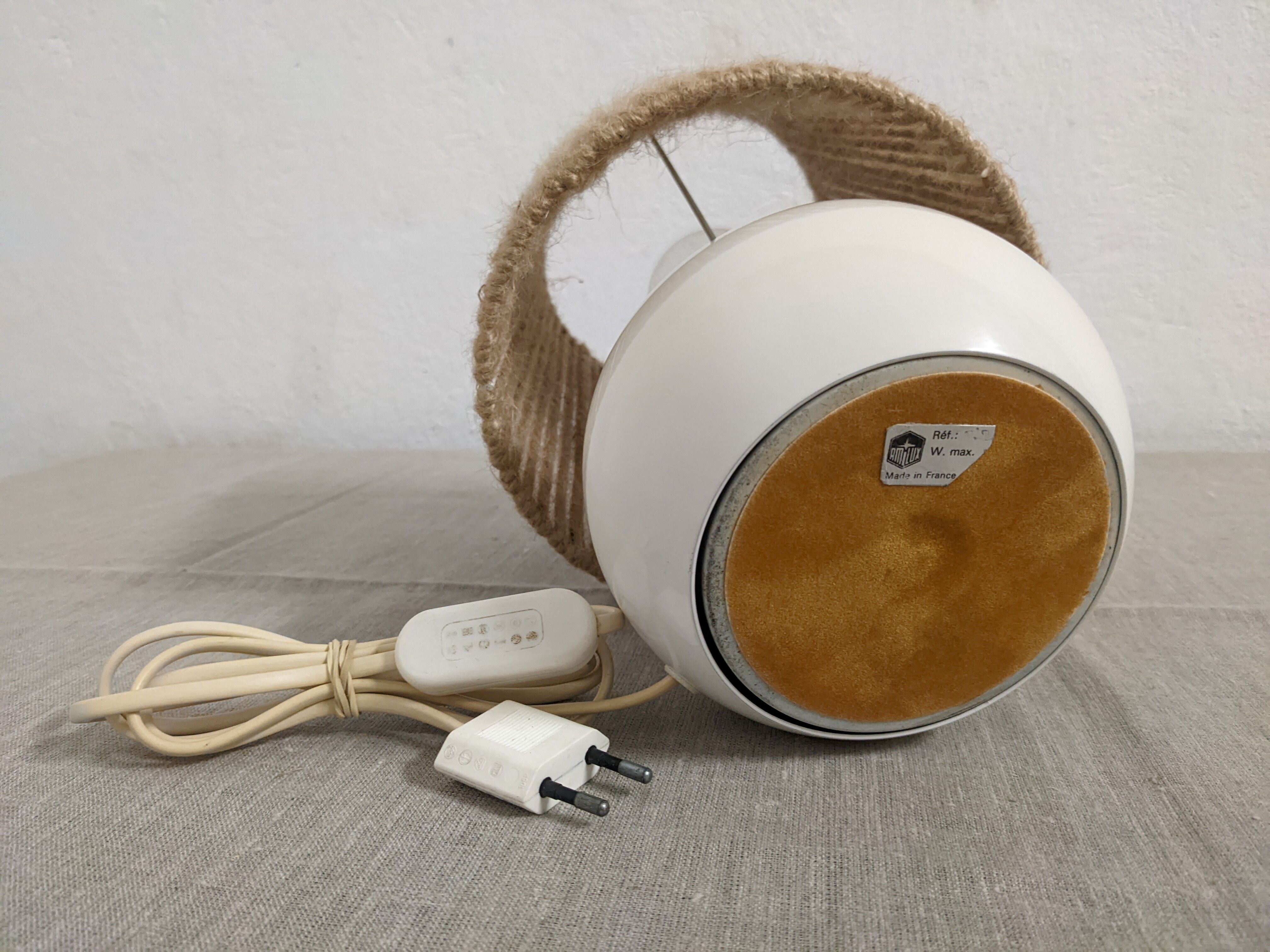 Lampe boule vintage métal et corde de jute